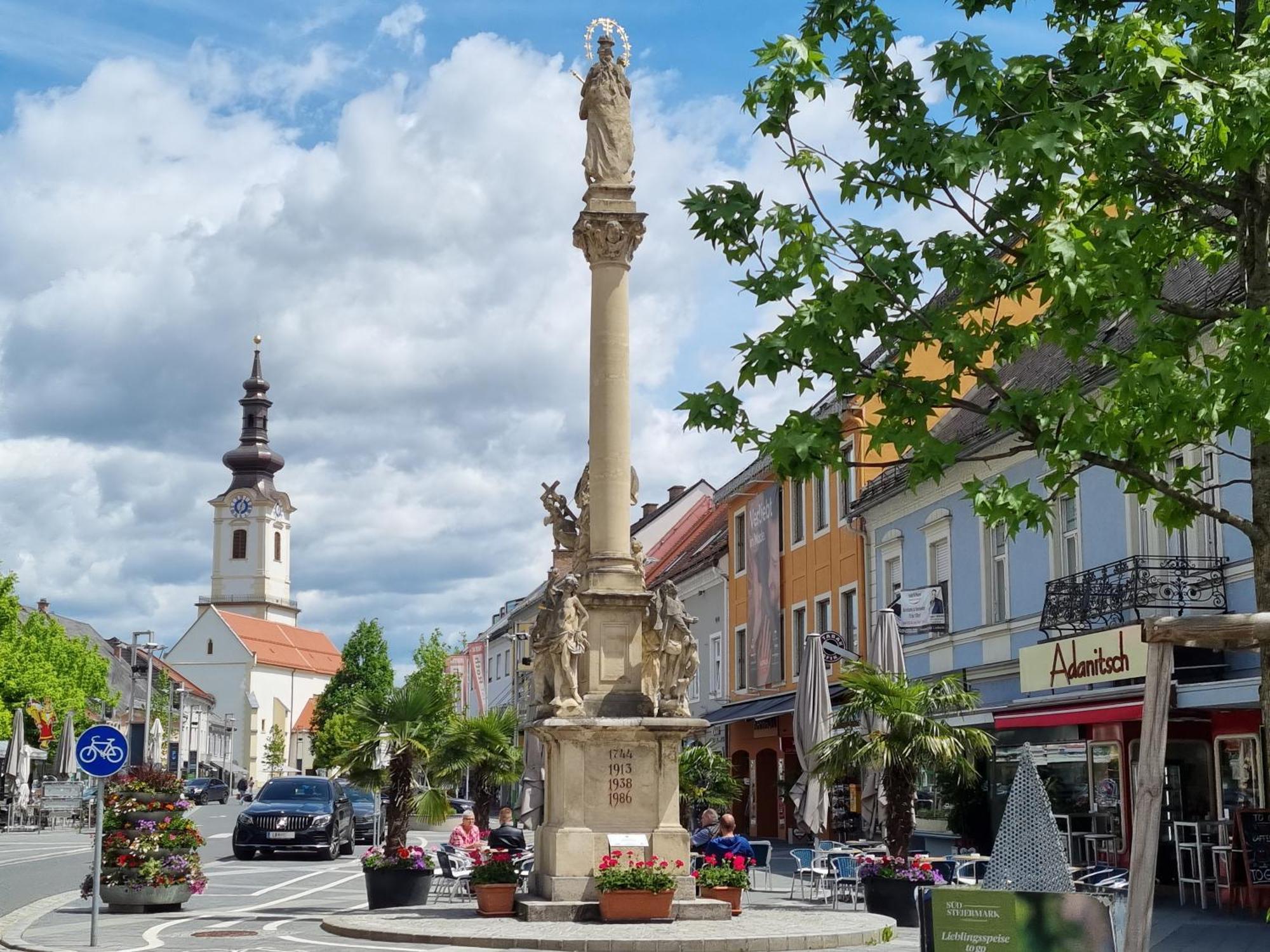 Ferienwohnungen Karin Am Seggauberg Leibnitz Exterior foto