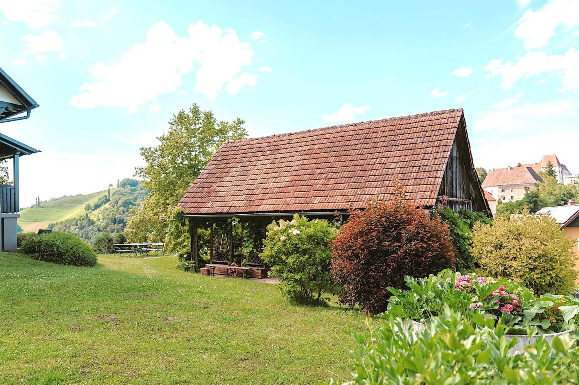 Ferienwohnungen Karin Am Seggauberg Leibnitz Exterior foto
